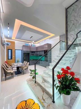 BÁN NHÀ 3 TẦNG TƯƠNG BÌNH HIỆP THỦ DẦU MỘT BÌNH DƯƠNG, CÓ SỔ HỒNG RIÊNG