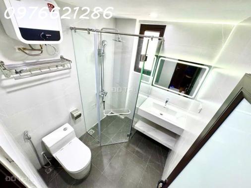 Nhà 6 Tầng Việt Hưng – Gần Chợ, Gần Đê  🏡 NHÀ ĐẸP VIỆT HƯNG – NGÕ RỘNG, OTO ĐỖ CỔNG – 6 TẦNG Ở NGA