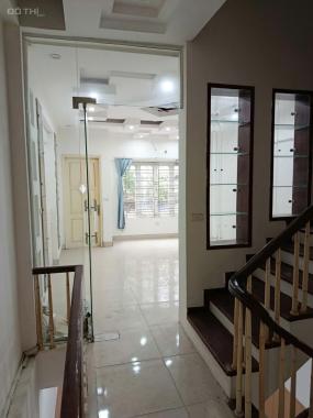 Bán nhà mặt ngõ phố Quan Nhân oto tránh 65m2 6 tầng 19 tỷ