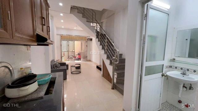 Bán nhà 37m2 4 tầng 2 thoáng Trung tâm Mỹ Đình giá hơn 6 tỷ