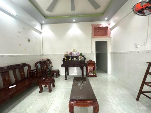 Bán nhà ngộp, Tân Quý Tây-Bình Chánh, sổ hồng riêng