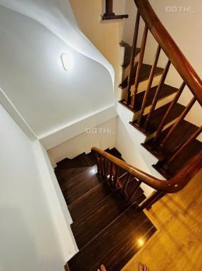 Em cần bán nhà xây tâm huyết , tặng hết nội thất về ăn tết luôn