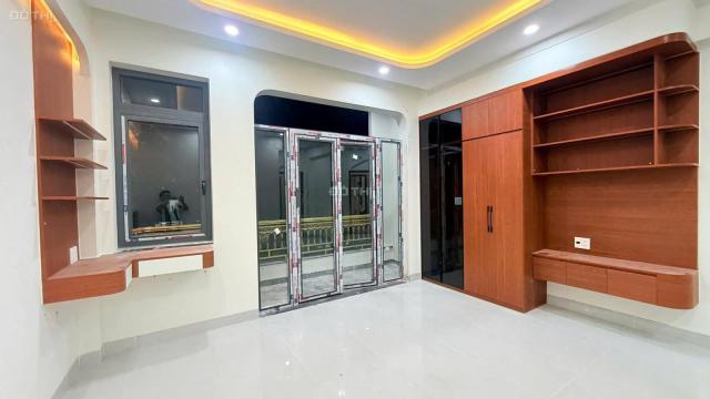 Chính chủ cần bán, nhà hẻm xe tải tránh, ngay Lã Xuân Oai giao Lê Văn Viêt, Thủ Đức