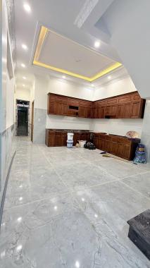 Chính chủ cần bán, nhà hẻm xe tải tránh, ngay Lã Xuân Oai giao Lê Văn Viêt, Thủ Đức