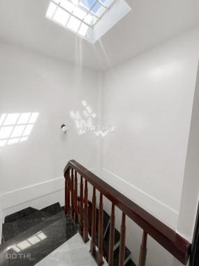 HIẾM- BÁN GẤP NHÀ NGUYỄN KHOÁI full nội thất mới tinh 30m2 . 6.95 t