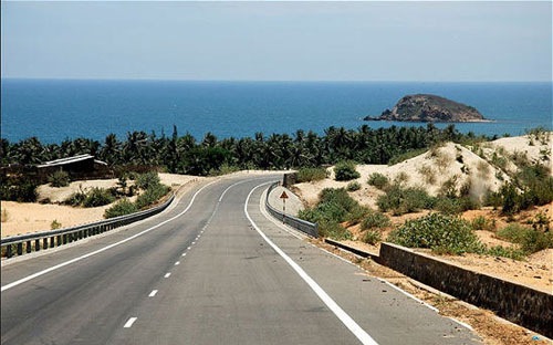 Thủ tướng phê duyệt chủ trương xây đường bộ ven biển qua 6 tỉnh thành