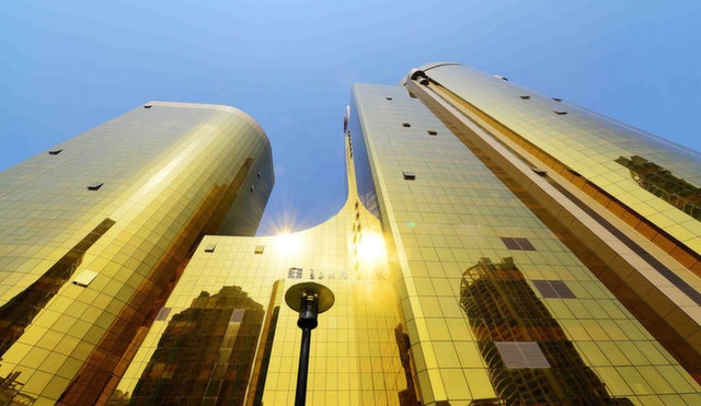 Tòa nhà chọc trời dát vàng chói lóa của các đại gia Trung Quốc