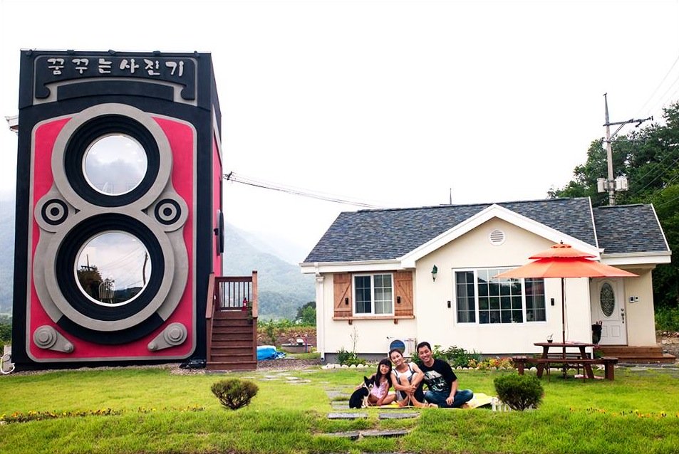 Căn nhà Camera độc đáo ở vùng ngoại ô Hàn Quốc