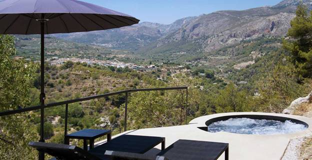 Khu nghỉ dưỡng có view đẹp như tranh ở thung lũng Guadalest