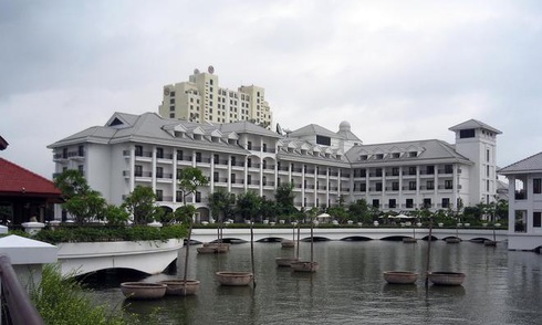 Hà Nội: Khách sạn 5 sao gặp khó