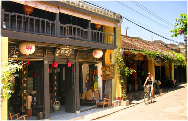 Quảng Nam: Lo ngại công trình kè bảo vệ Hội An ảnh hưởng đến nhà cổ
