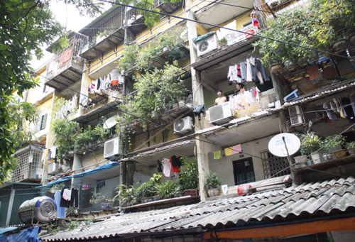 Hà Nội: Lập phương án di dân 2 chung cư xuống cấp tại quận Ba Đình