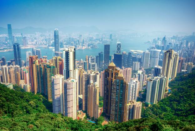 Hongkong: Giá bất động sản cao cấp giảm 15%
