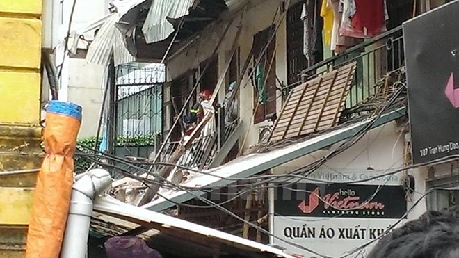 180 căn nhà tại Hà Nội chờ sập uy hiếp tính mạng dân phố cổ