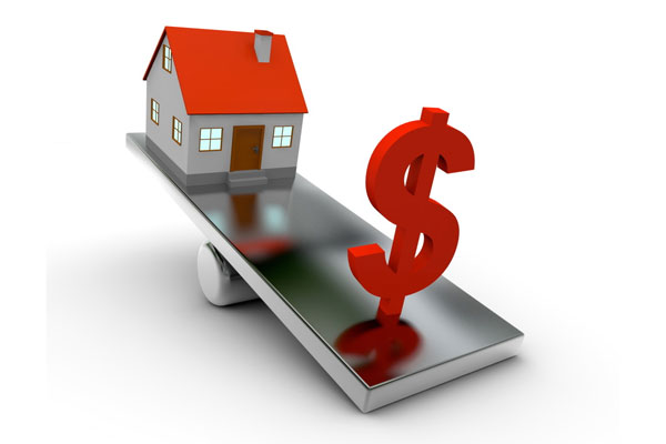 Doanh nghiệp dùng “đòn bẩy tài chính” để bán nhà