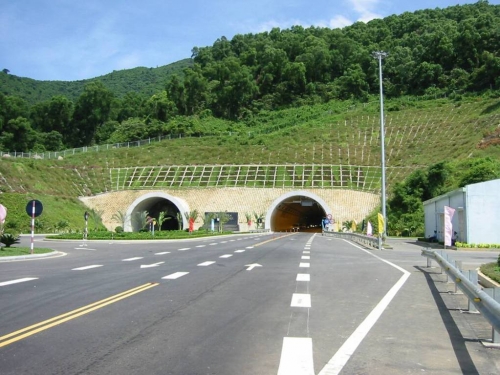 Vốn trái phiếu Chính phủ dự án hầm đường bộ Đèo Cả được giải ngân