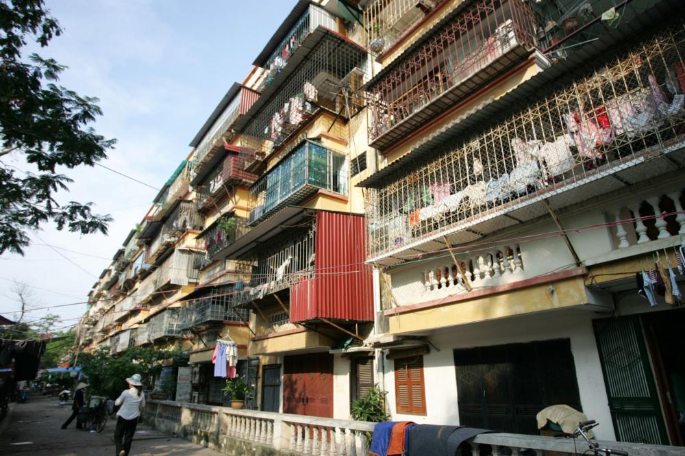 Hà Nội rà soát 1.500 chung cư cũ để báo cáo Bộ Xây dựng