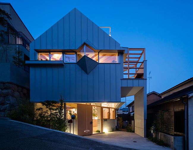 Nhà 2 tầng ở Nhật thu hút sự quan tâm của giới kiến trúc