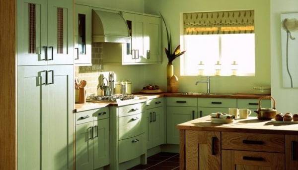 tủ bếp màu xanh lá