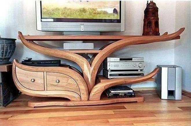 Kệ để ti vi được làm từ chất liệu gỗ