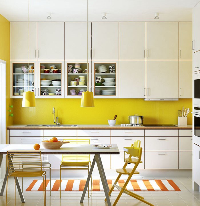 Mẫu thiết kế phòng bếp với tông màu vàng chủ đạo đang là xu hướng được yêu thích trong năm 2018.