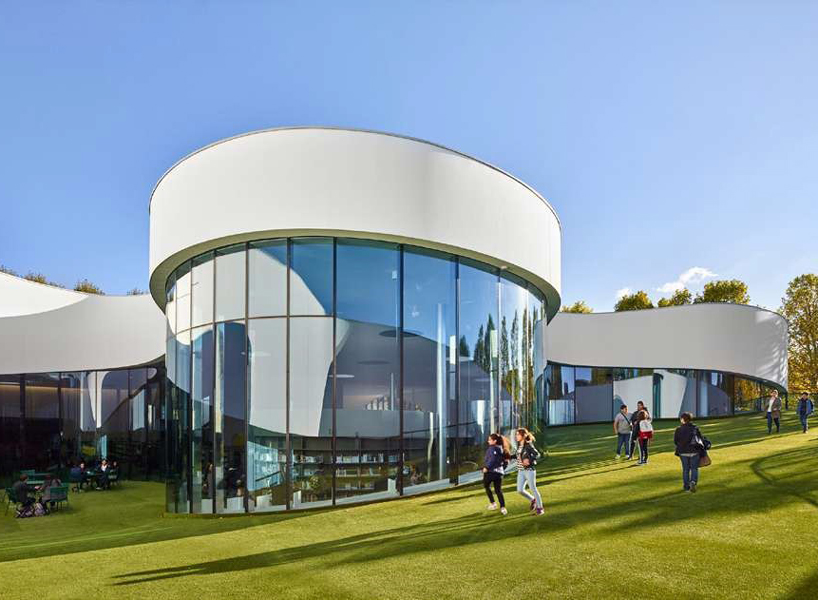 Thư viện độc đáo với kiến trúc mây lượn 