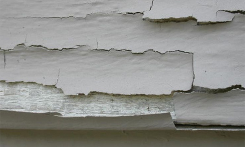 Nguyên nhân khiến sơn và matit bong tróc ở tường mặt trong nhà?