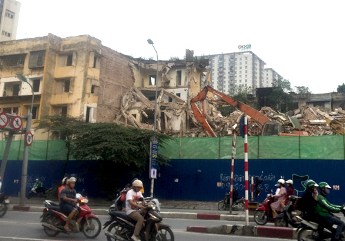 Hà Nội: Sẽ cưỡng chế chung cư cũ tại 93 Láng Hạ