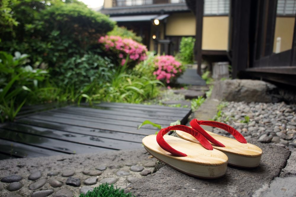 Nhật Bản: Những ngôi nhà hoang được cải tạo thành nơi ở cho mẹ đơn thân