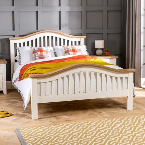 giường gỗ trắng