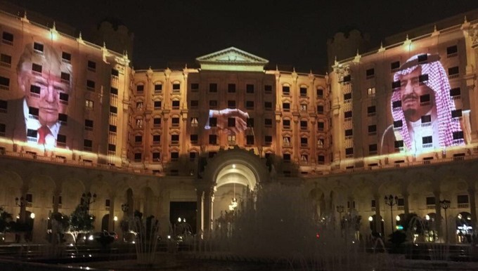 khách sạn Ritz-Carlton