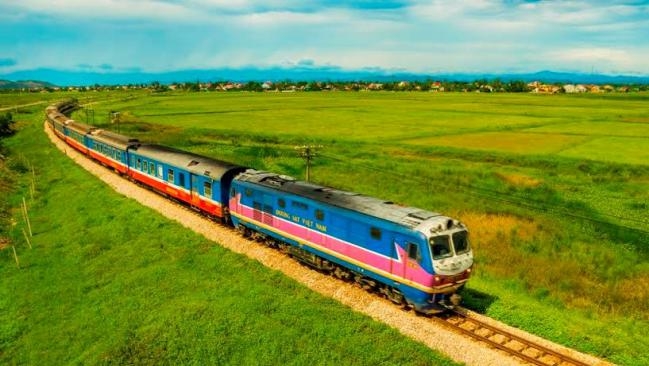 Nâng cấp tuyến đường sắt Hà Nội - TP.HCM với tổng kinh phí gần 2.000 tỷ đồng