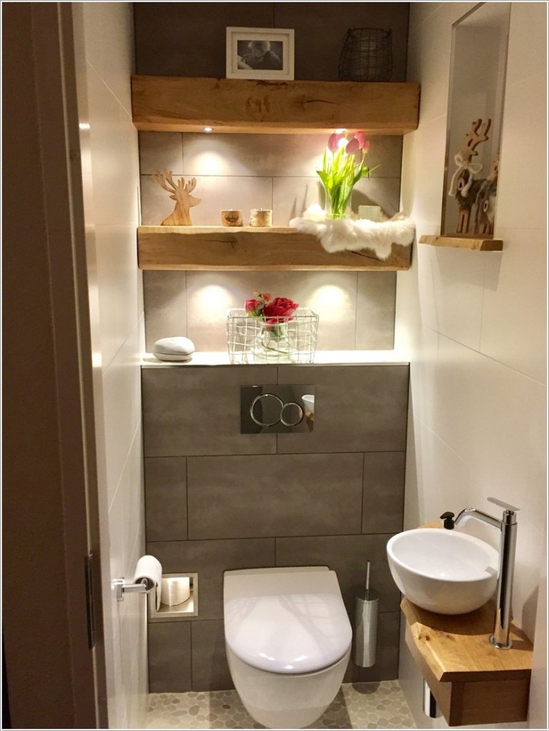 Ý tưởng trang trí phòng tắm nhỏ - Nếu bạn đang tìm kiếm những ý tưởng trang trí phòng tắm nhỏ đẹp để biến không gian nhà tắm trở nên nổi bật và đặc biệt hơn, hãy tham khảo ngay những thiết kế đang được ưa chuộng nhất hiện nay. Với sự kết hợp giữa các vật dụng nhỏ, chiếc gương phản chiếu ánh sáng và sự sáng tạo của bạn, một không gian nhà tắm nhỏ lại trở nên độc đáo và độc lạ.