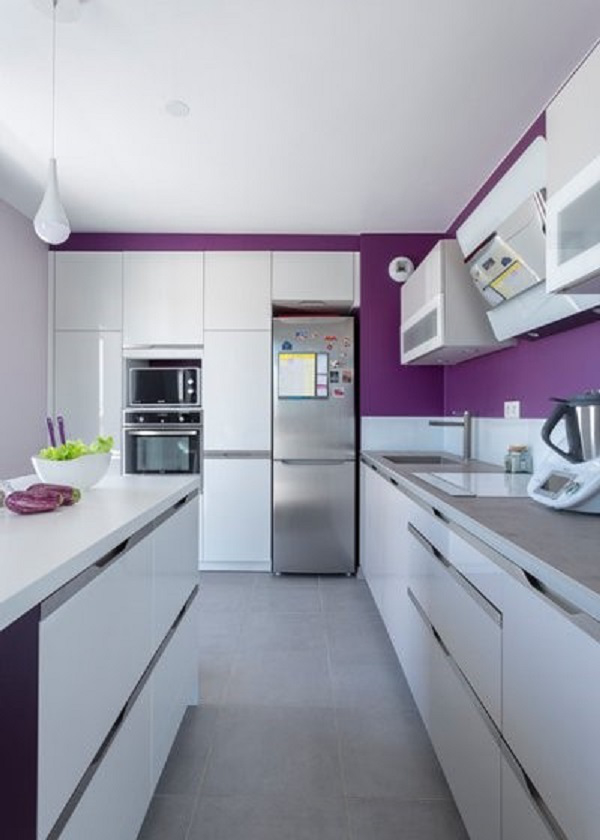 trang trí phòng bếp với màu tím