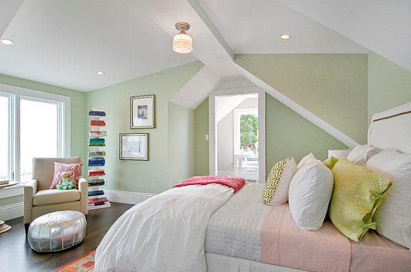 bright accents in a pastel bedroom a195