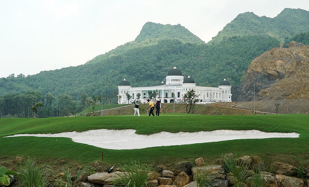 Sân golf “khủng” xây trái phép ở Hà Nam bị xử phạt