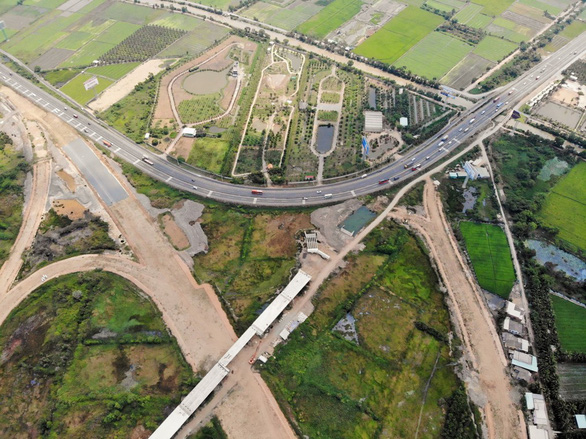 Thủ tướng: Thông xe cao tốc Trung Lương - Mỹ Thuận - Cần Thơ trong năm 2020