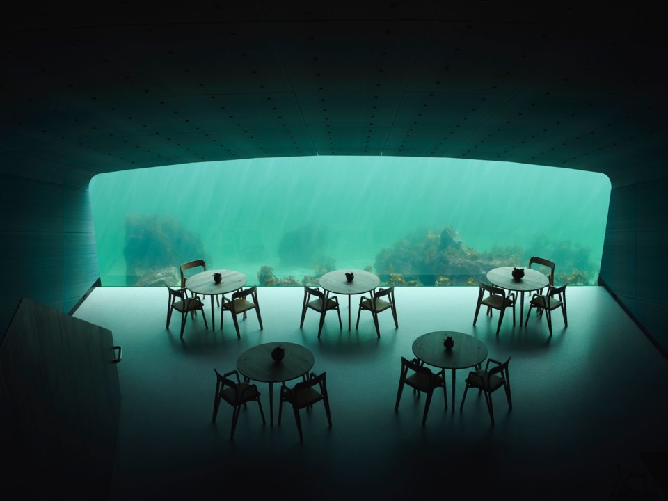 nhà hàng dưới nước