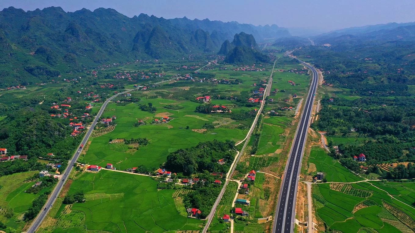 Cao tốc Bắc Giang - Lạng Sơn chạy song song với QL1A