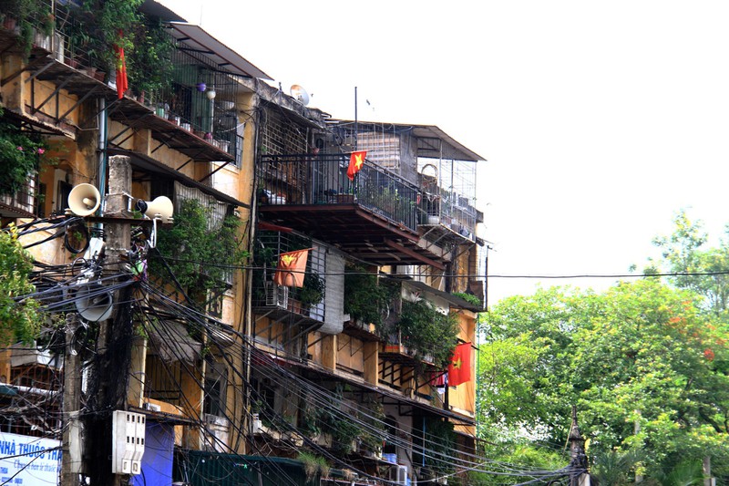 Hà Nội xem xét đề xuất tăng chiều cao các dự án cải tạo chung cư cũ
