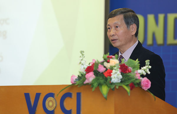Tổng thư ký Hiệp hội Bất động sản Việt Nam, ông Đỗ Viết Chiến đang phát biểu tại diễn đàn về condotel