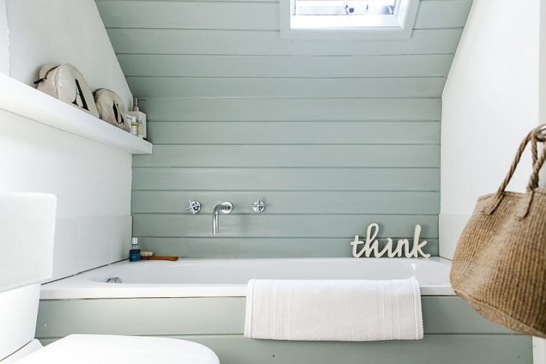 Hình ảnh phòng tắm tông màu xanh nhạt nhẹ nhàng