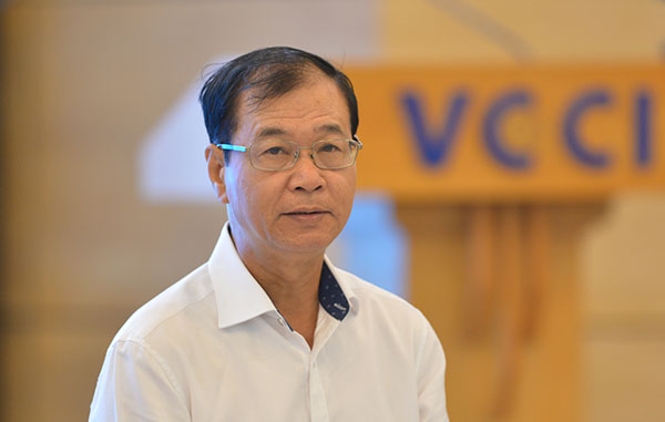 hình ảnh ảnh ông Nguyễn Mạnh Hà, Chủ tịch Hội Môi giới phát biểu tại hội thảo