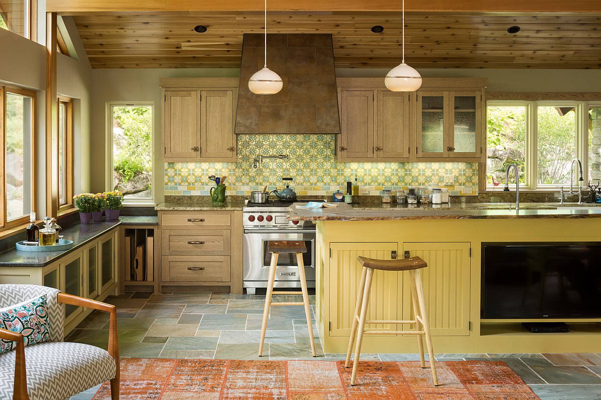hình ảnh phòng bếp màu vàng và xanh lá kết hợp hài hòa