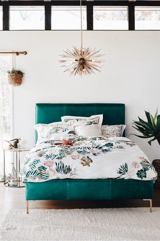 hình ảnh mẫu giường phong cách Mid-century màu xanh ngọc 