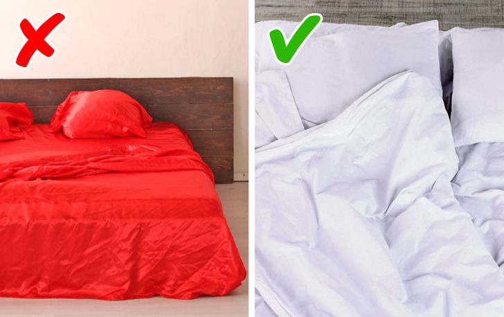 hình ảnh ga giường bằng lụa đỏ và ga giường bằng vải cotton màu trắng