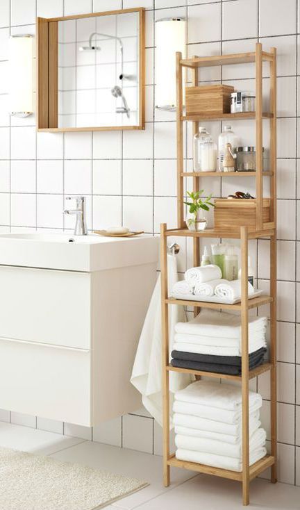 Mẫu kệ lưu trữ được thiết kế bởi IKEA là lựa chọn hoàn hảo cho phòng tắm phong cách hiện đại hoặc đương đại.