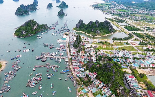 hình ảnh một góc khu kinh tế ven biển Quảng Yên, Quảng Ninh nhìn từ trên cao