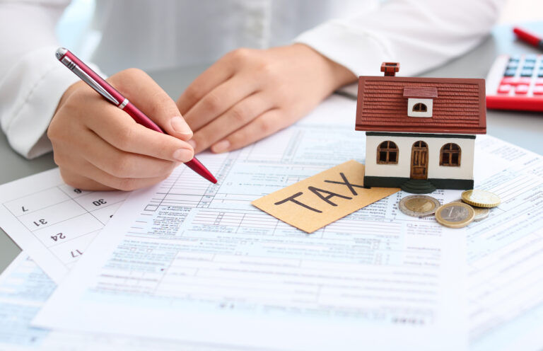 Cho thuê nhà cần đóng những loại thuế, phí gì?