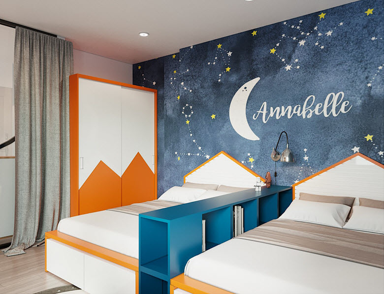 Phòng ngủ giường đôi, tường trang trí trăng sao tông màu xanh dương đậm ấn tượng